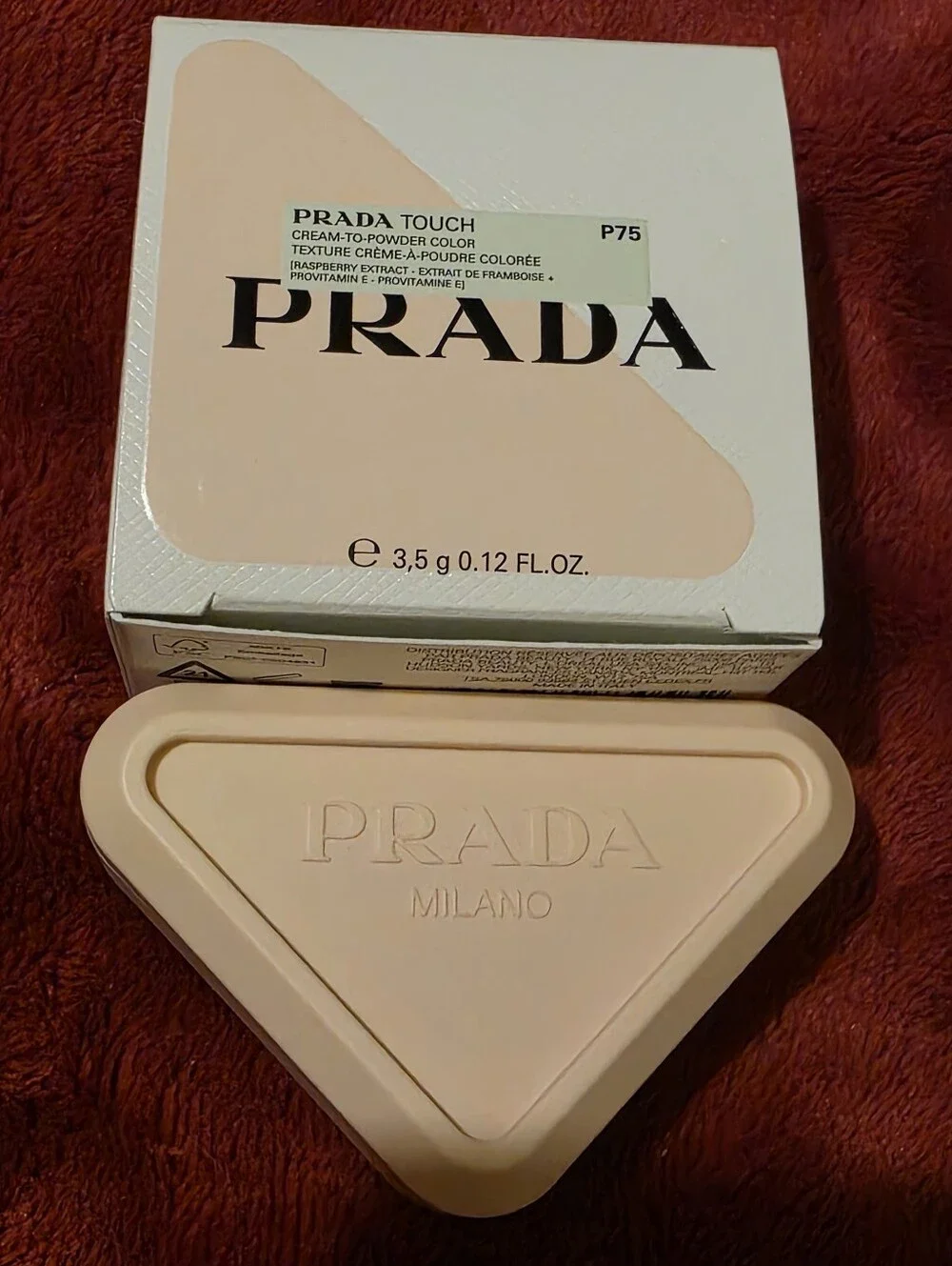 Prada Touch Cream-to-Powder Blush P25 TULIP/Baby pink. NEW💕